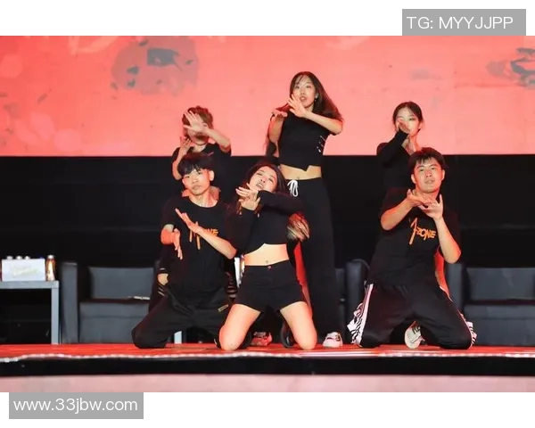 南京街舞队战术争议引发热议舞者们的不同声音与未来发展探讨