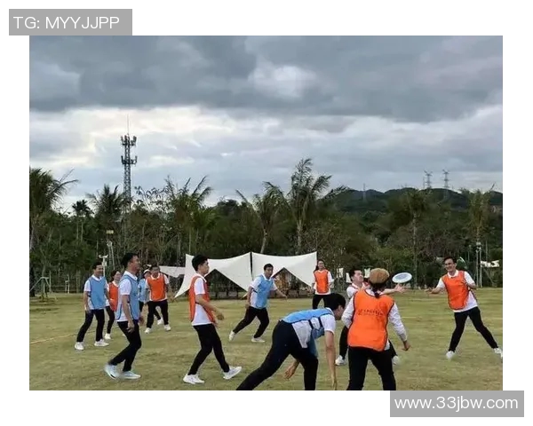 南京飞盘队荣登全国飞盘比赛经验排行榜第五名引发热议 南京飞盘队荣登全国飞盘比赛经验排行榜第五名引发热议