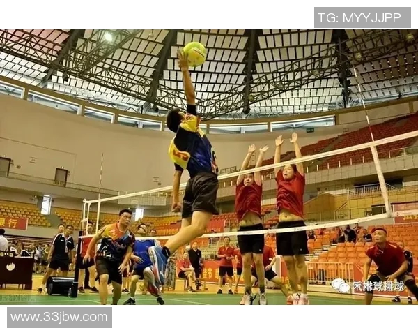 排球新手必看:轻松掌握配合技巧的全面入门指南 排球新手必看:轻松掌握配合技巧的全面入门指南