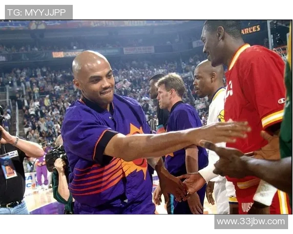 卡拉巴赫与罗马激战正酣比分悬念不断精彩瞬间回顾