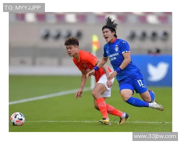 水原三星与偶像球队的巅峰对决展现足球魅力与青春活力的完美结合 水原三星与偶像球队的巅峰对决展现足球魅力与青春活力的完美结合