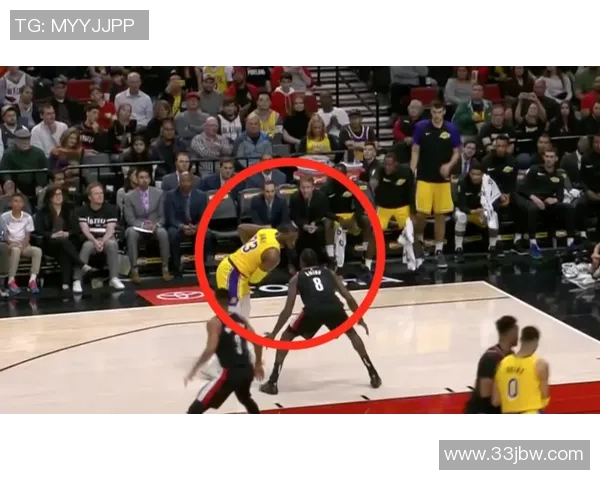 洛杉矶与波特兰激战结果揭晓球迷热议精彩瞬间与战术分析 洛杉矶与波特兰激战结果揭晓球迷热议精彩瞬间与战术分析