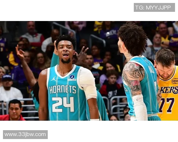 湖人对阵黄蜂精彩回放12月16日比赛全程录像分享与分析 湖人对阵黄蜂精彩回放12月16日比赛全程录像分享与分析