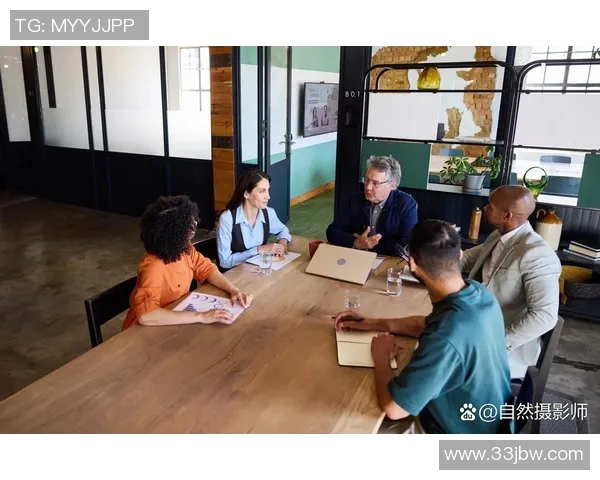 猛龙与勇士历史交锋战绩分析及近期表现对比探讨