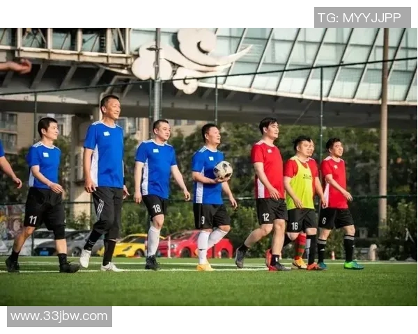 科隆竞技迎战纽约老男孩期待一场精彩的足球对决与激情碰撞