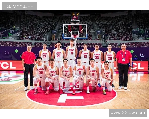 中国男篮迎战埃及队全力争胜展现实力与团队精神