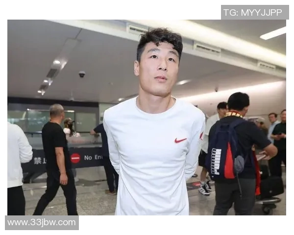 武磊与秦升的对决：从球场争锋到场外故事的深度解析